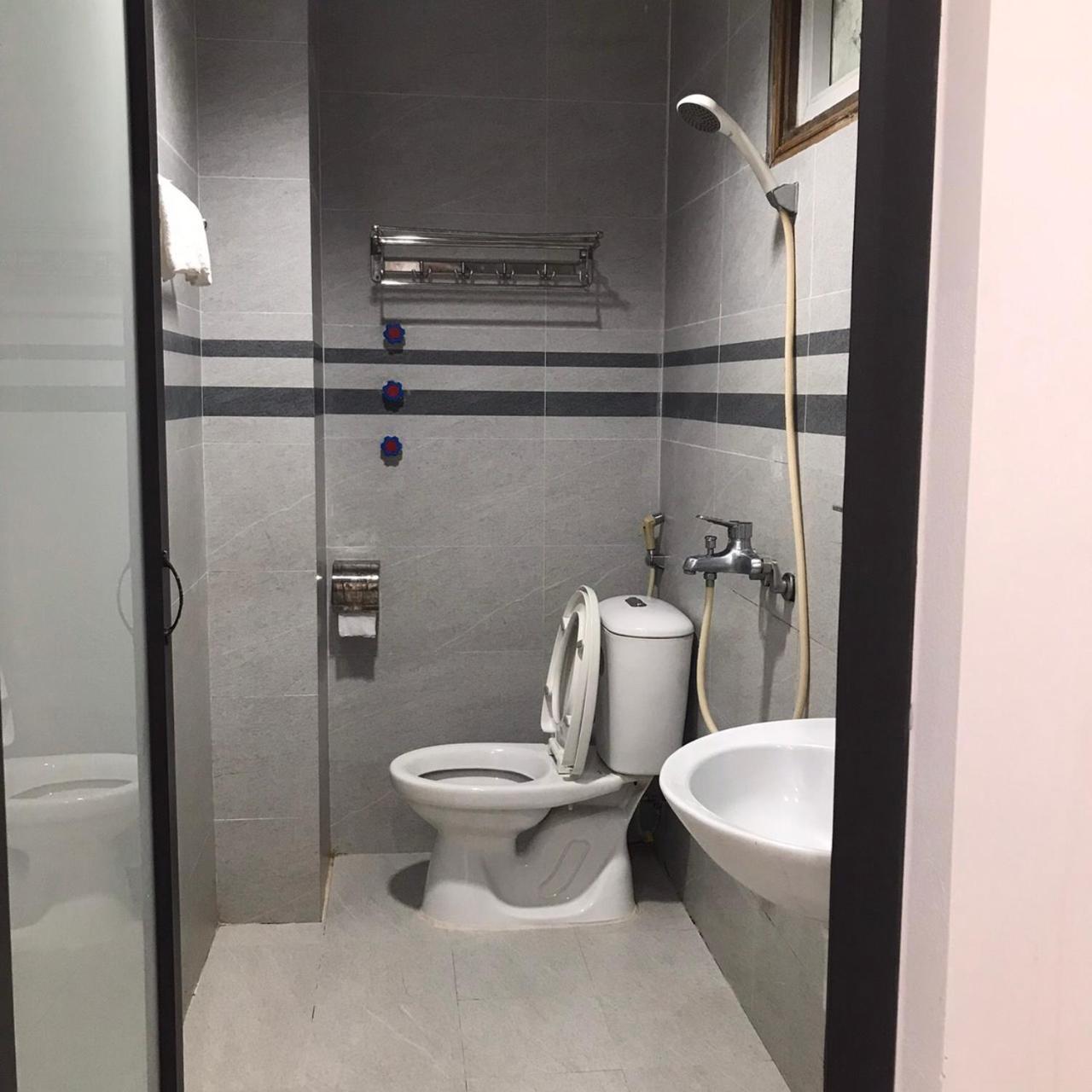 Nha Nghi Nhu Ngoc Hotel Dien Bien Phu Luaran gambar